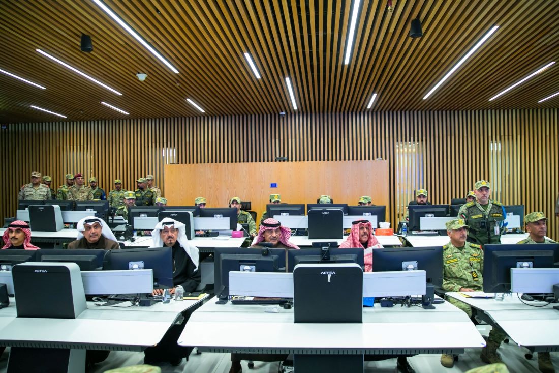 سمو ولي العهد يقوم بزيارة إلى الرئاسة العامة للحرس الوطني