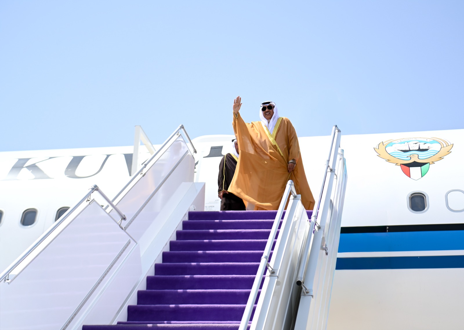 ممثل سمو أمير البلاد سمو ولي العهد يغادر السعودية بعد ترؤسه وفد الكويت في القمة الخليجية التشاوري